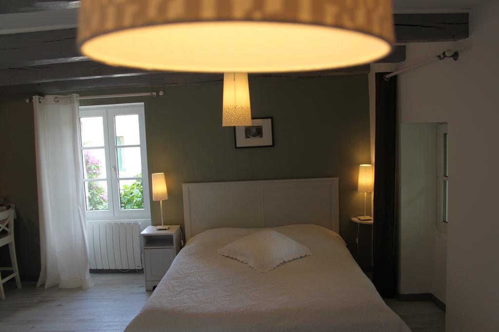 Bed and Breakfast Relais De La Riniere Le Landreau Exterior foto